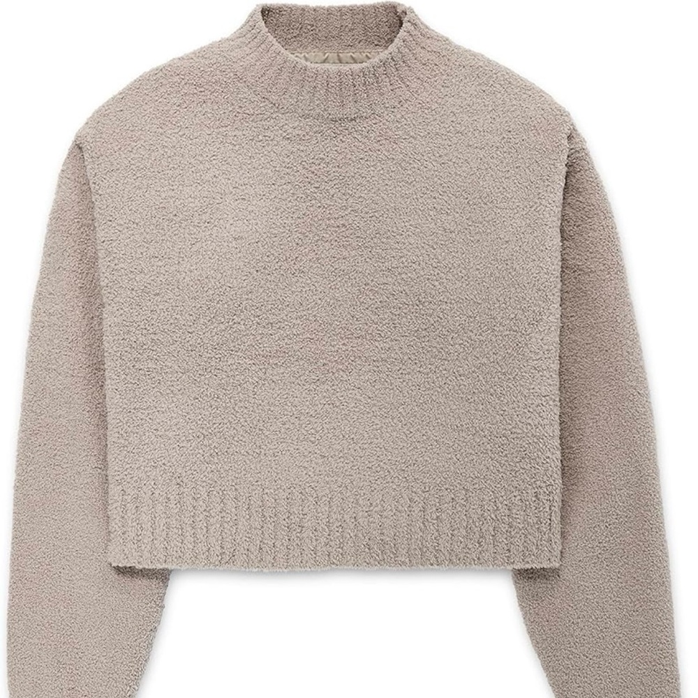 Women’s crop top sweater